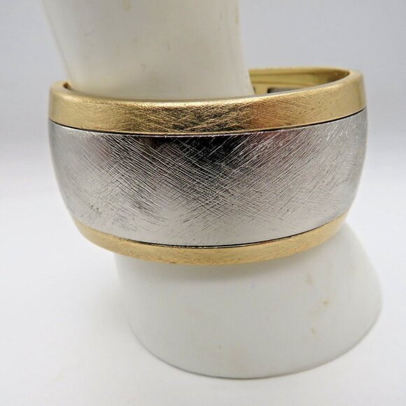 Vintage Bracelet Brushed Silver Gold Tone Hinged Cuff Clamper Bracelet - Picture 4 of 11